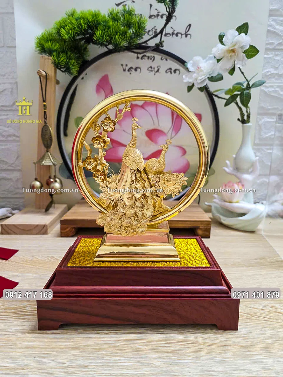 Vật phẩm thích hợp đặt trang trí trong không gian phòng khách hay phòng làm việc